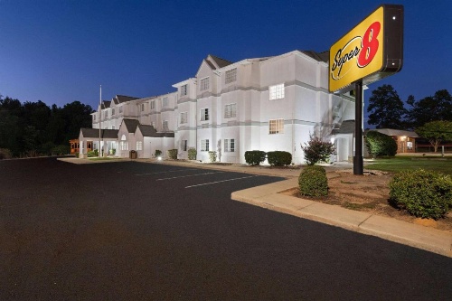 Super 8 by Wyndham Harbison/Parkridge Hospital image 24
