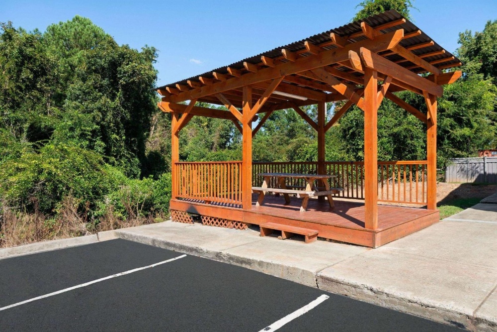 Super 8 by Wyndham Harbison/Parkridge Hospital Main image